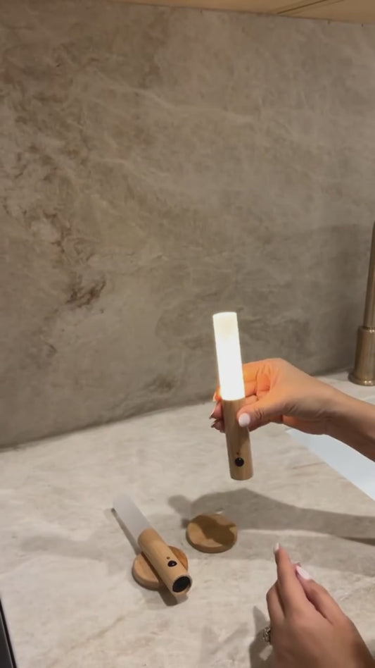 Lámpara LED inalámbrica con sensor de movimiento